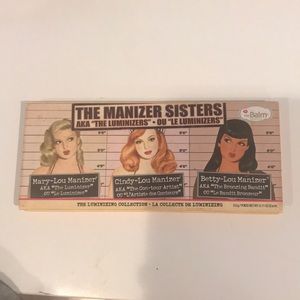 The manizer sisters luminizing trio pallete